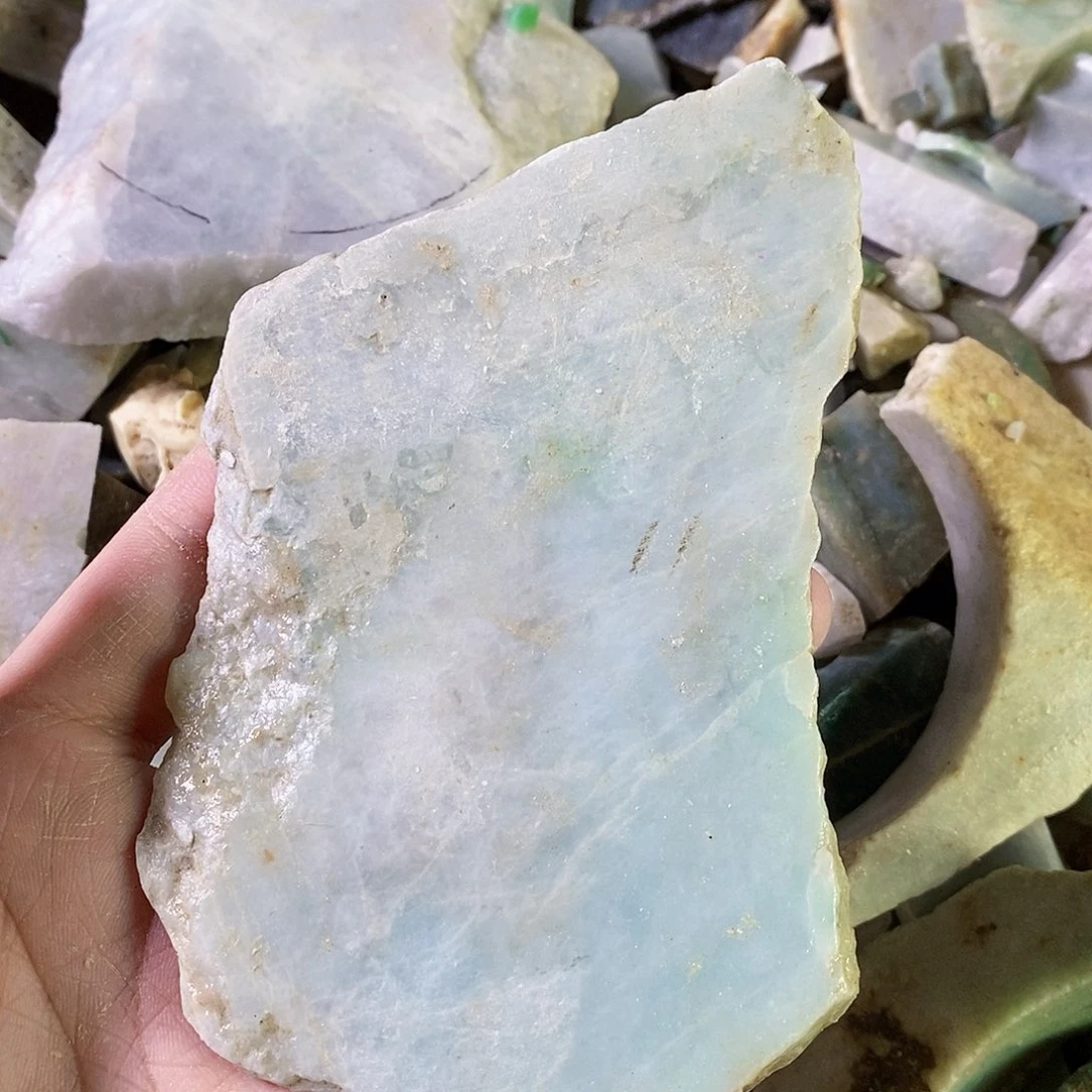 翡翠未镶嵌颈饰天然翡翠