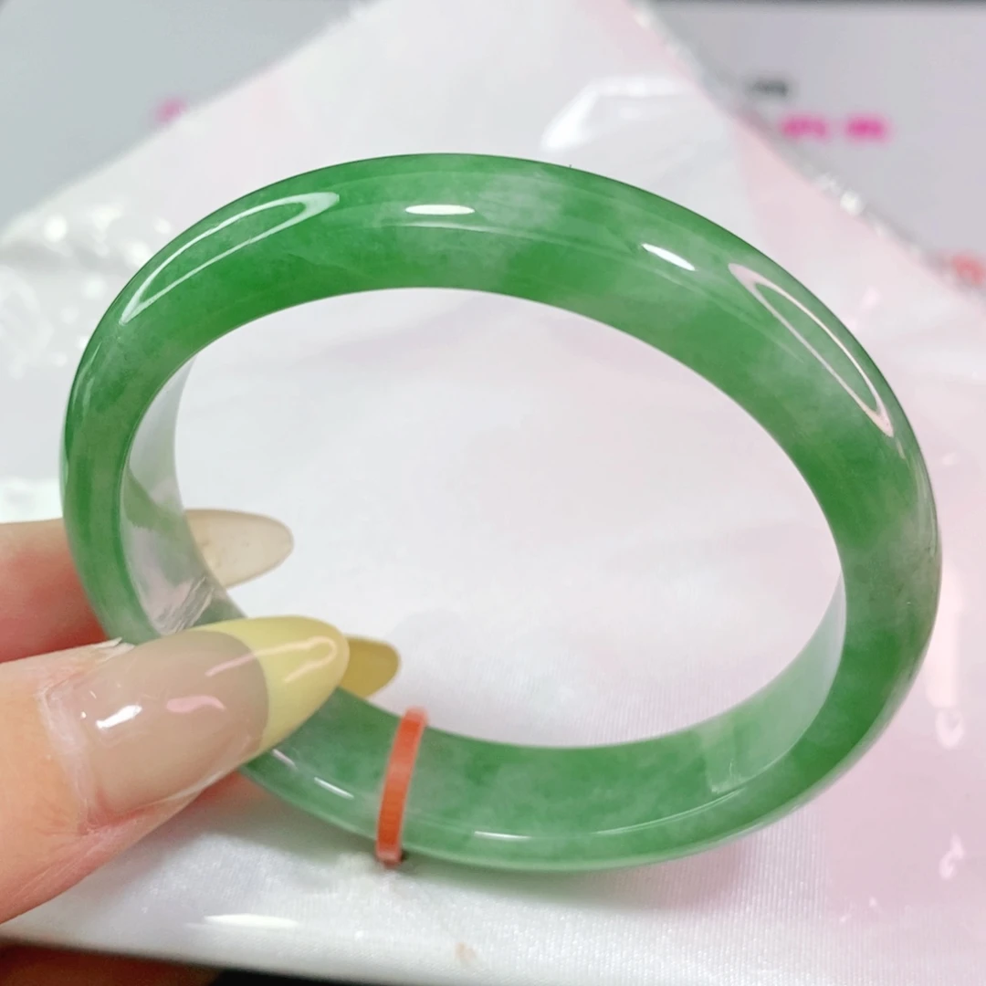 翡翠手镯未镶嵌53贵妃