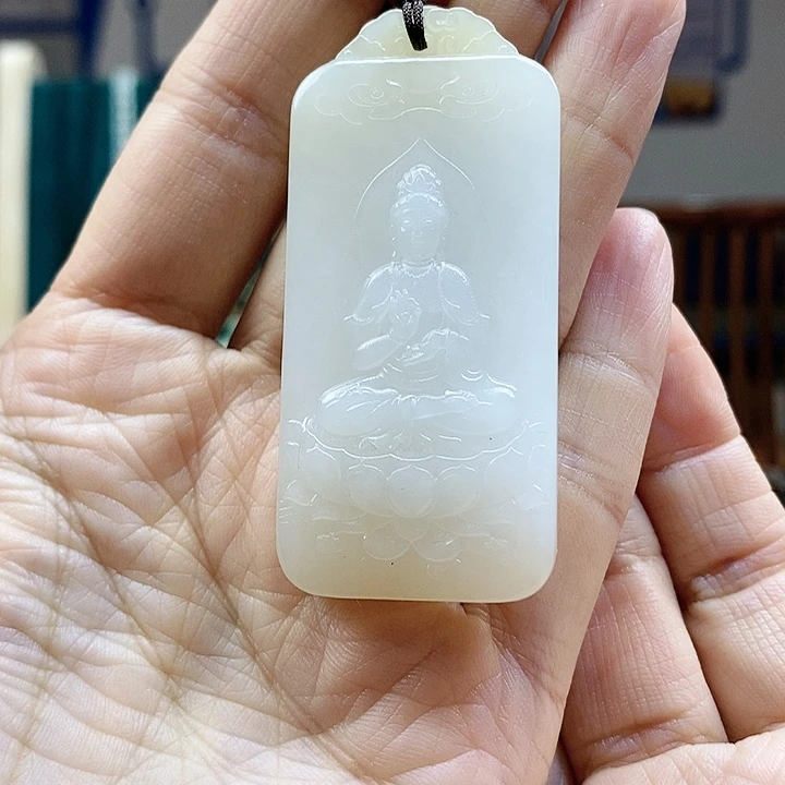 【闪购商品】颈饰未镶嵌和田玉