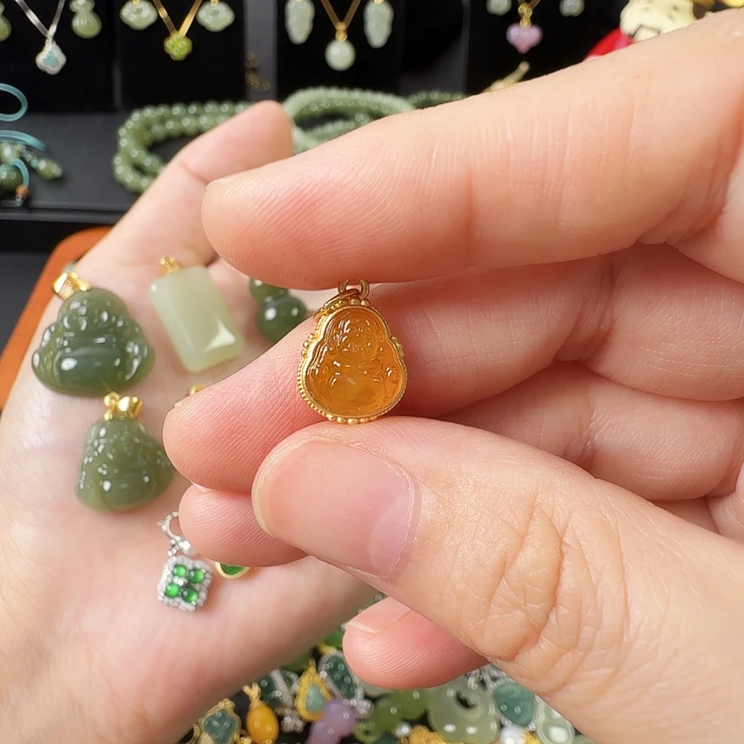 琥珀银S925镶嵌颈饰