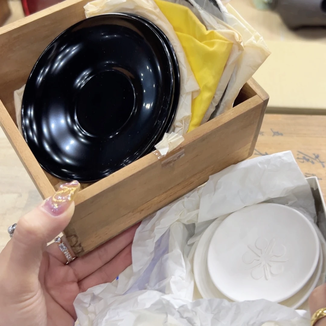 瓷片陶瓷的发展和艺术成就都