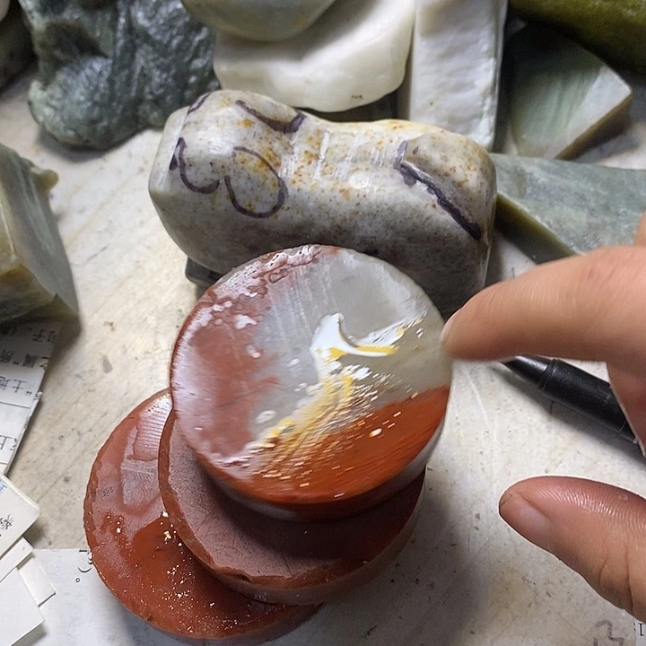 透闪石质玉珠宝半成品未镶嵌