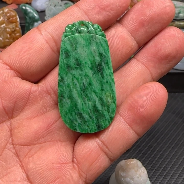 用***9定制翡翠未镶嵌翡翠