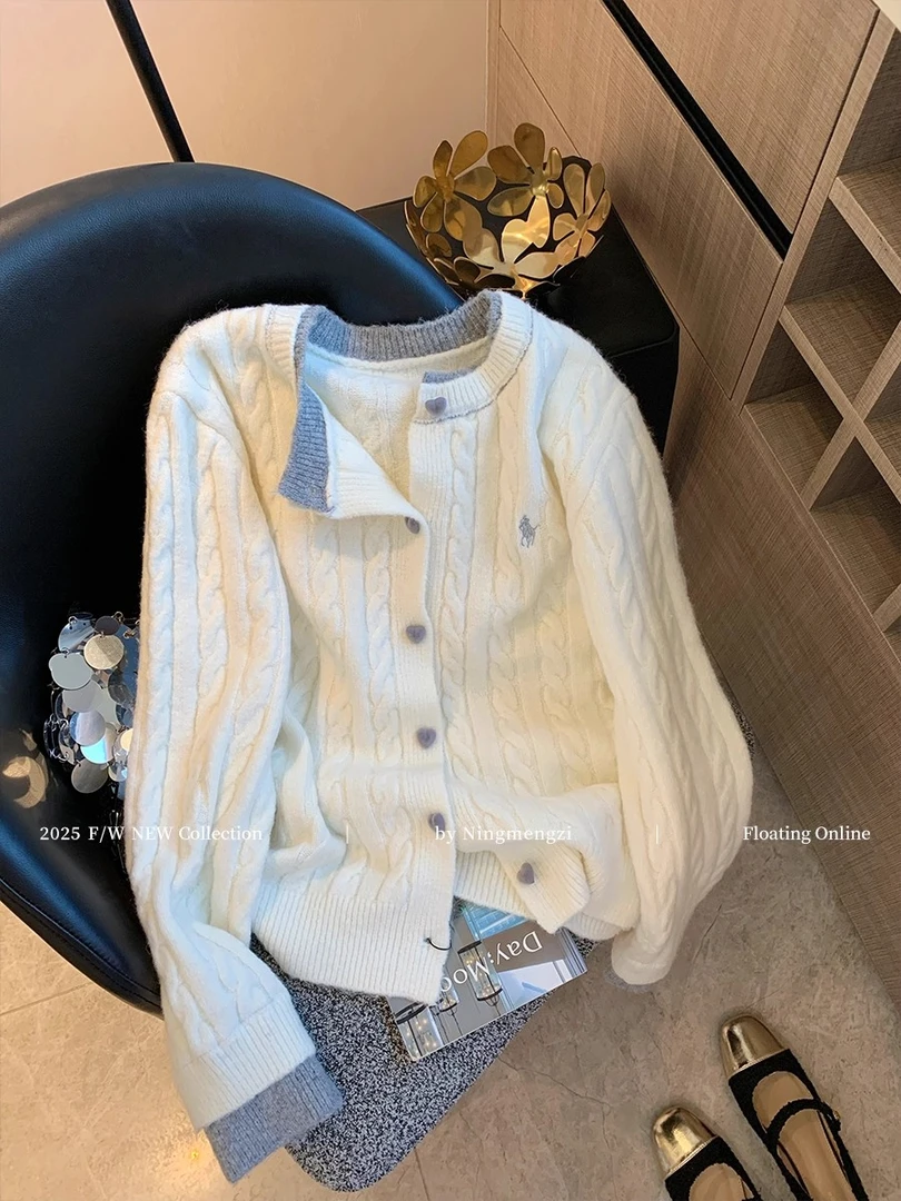 拼色爱心扣小马刺绣针织开衫女2025秋季新款软糯减龄百搭气质毛衣