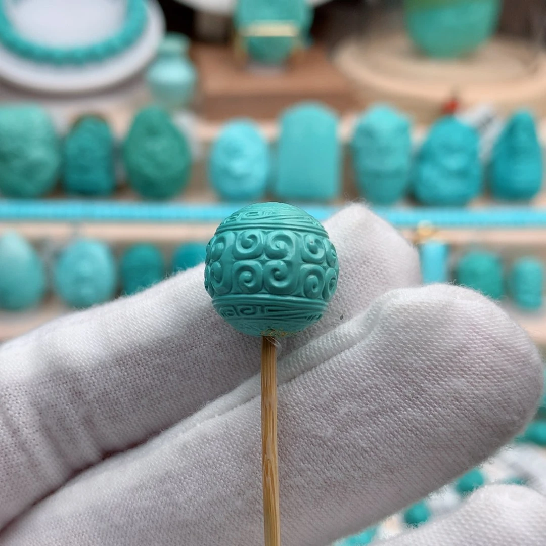 绿松石珠宝奇石未镶嵌重：4.5克