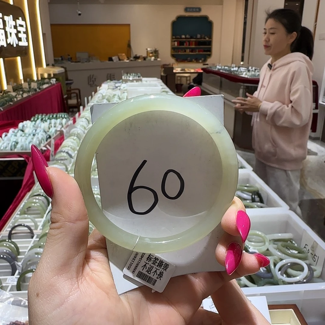 和田玉未镶嵌手镯810