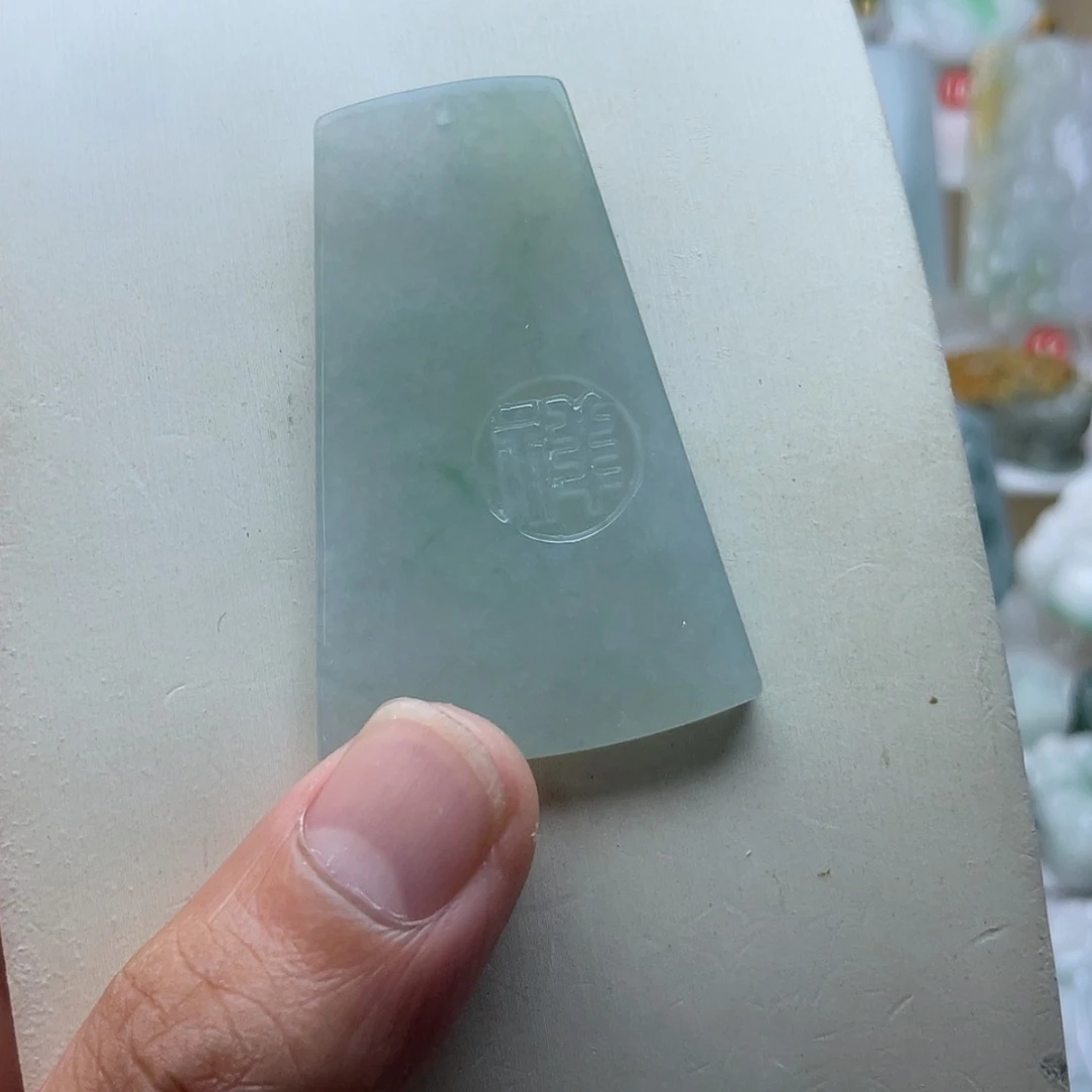 【闪购商品】翡翠未镶嵌颈饰青*～翡翠