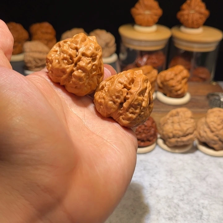文玩核桃吊坠哈哈哈哈哈哈哈哈哈