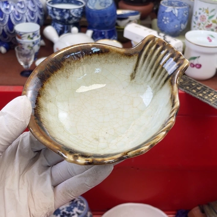 他家瓷器真美…开播了