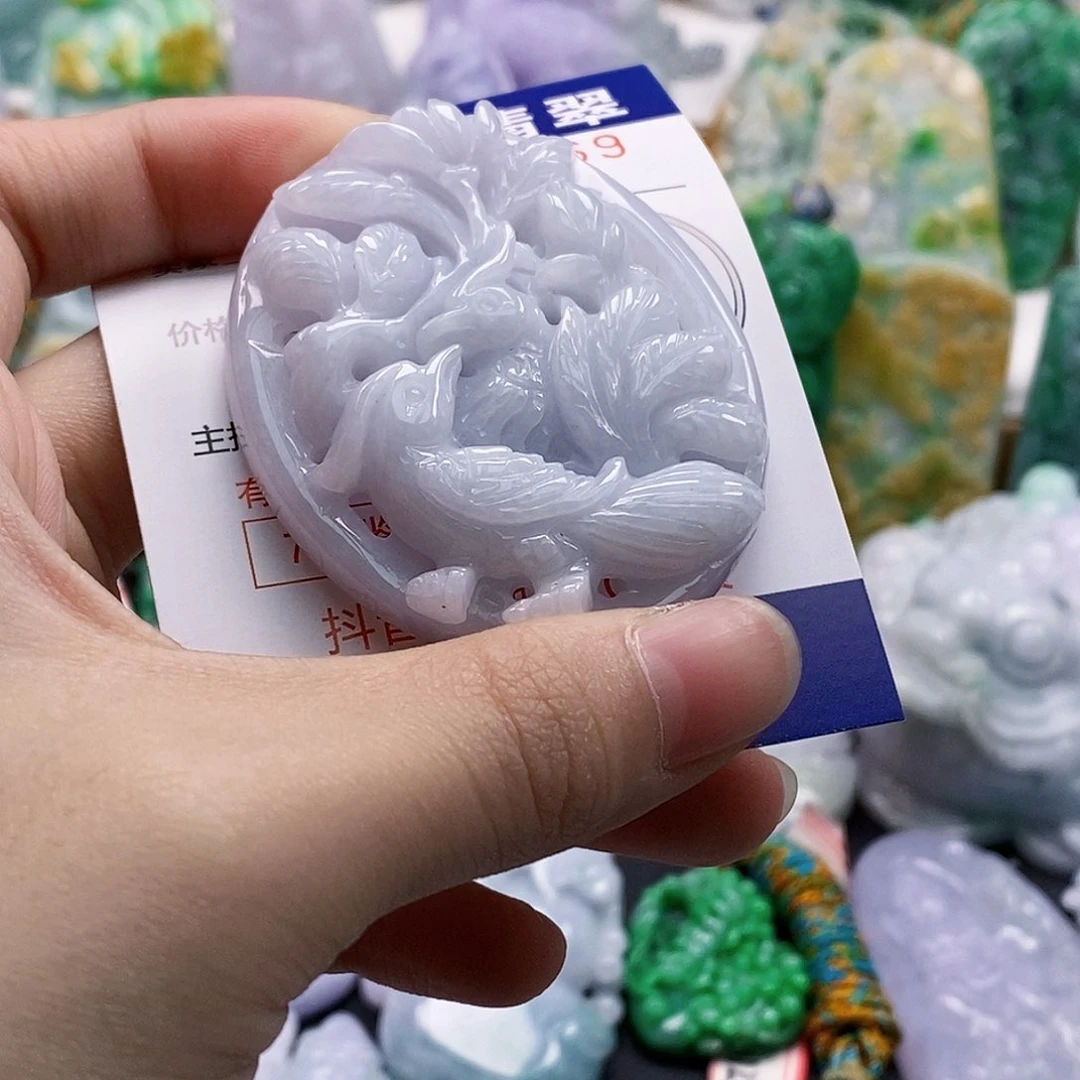 吊坠(不含链)未镶嵌翡翠