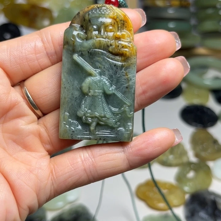 安***雅蛇纹石玉未镶嵌项链