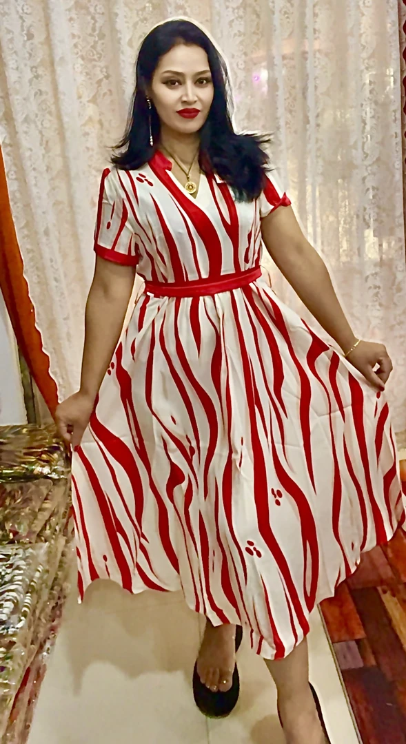 2025年时尚连衣裙