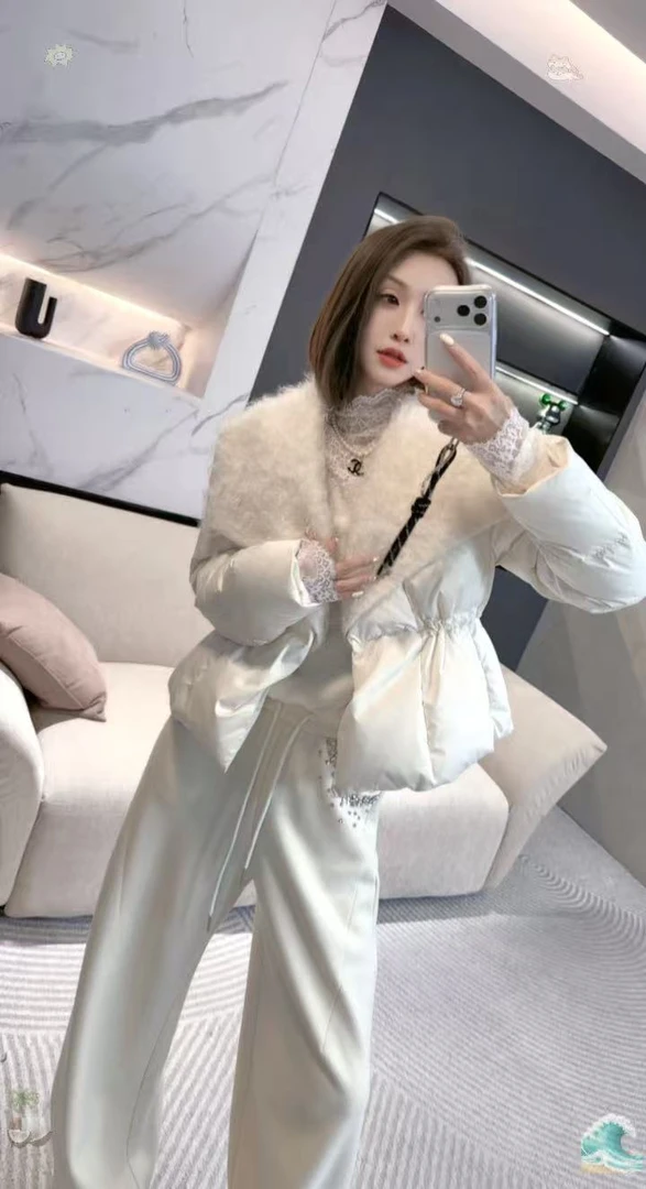 熙薇【云纱漫暖】2025冬季新款高级时尚羊毛羽绒服外套H6413