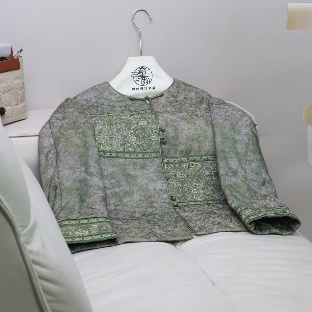 【13301】高品质原创设计绿色百搭圆领国风外套瑞
