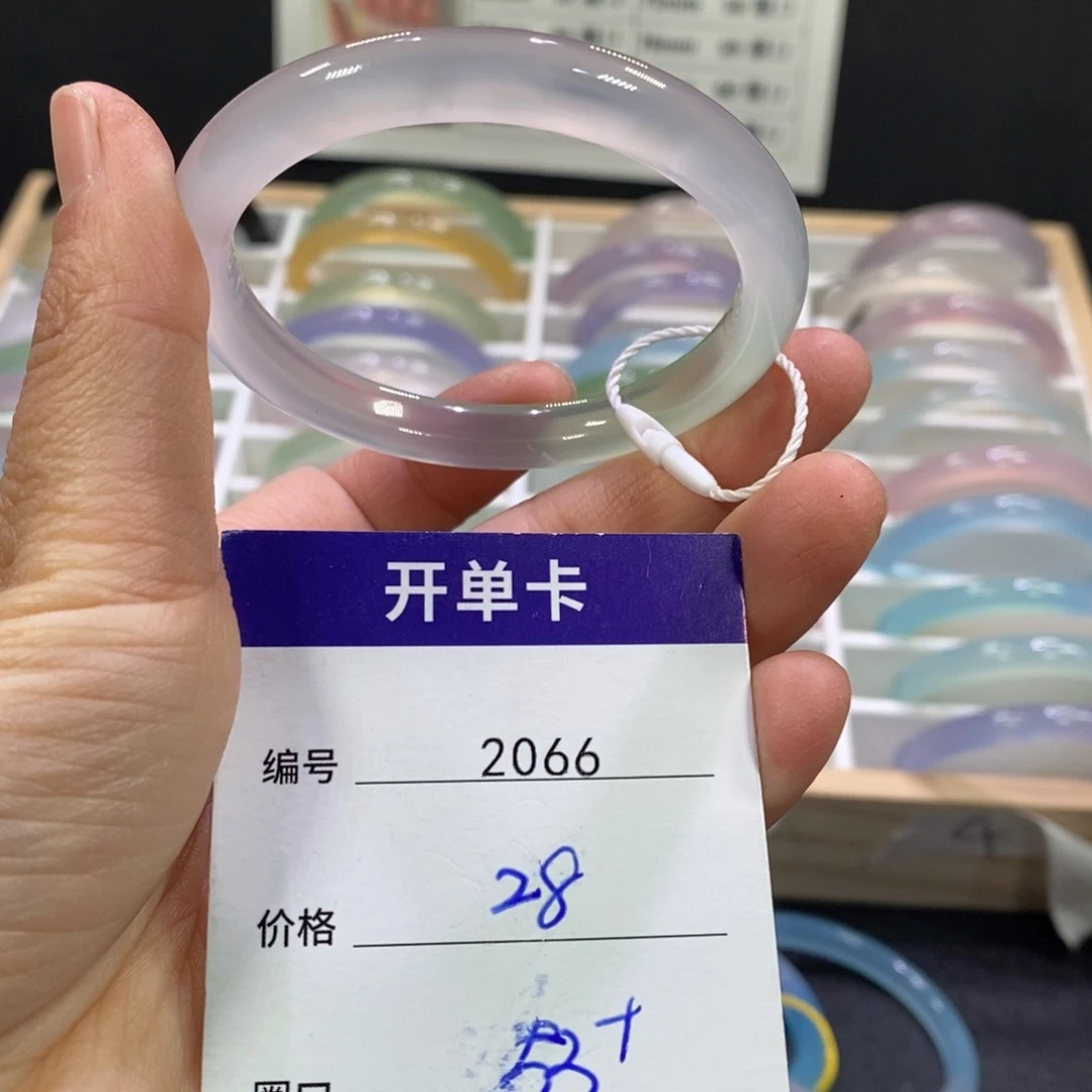 玛瑙/玉髓未镶嵌手镯2066