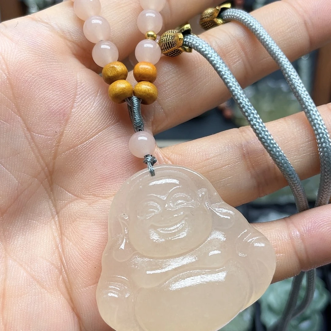 石英质玉合金颈饰