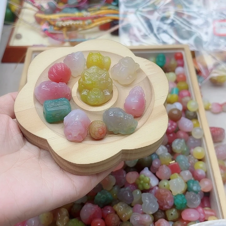 柠***萌玛瑙/玉髓未镶嵌手链盐源32