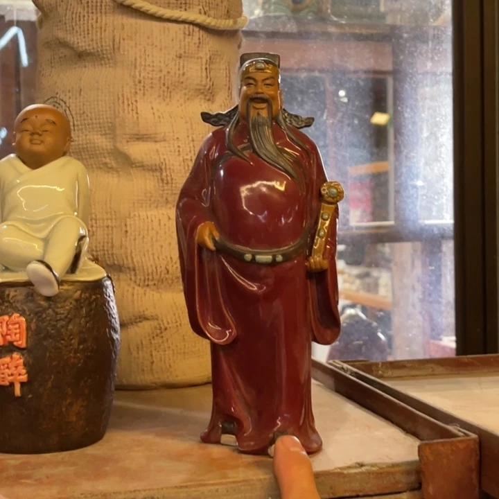 石湾公仔衬托盆景