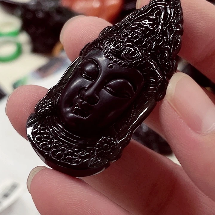 翡翠未镶嵌颈饰先鉴后发一物一证
