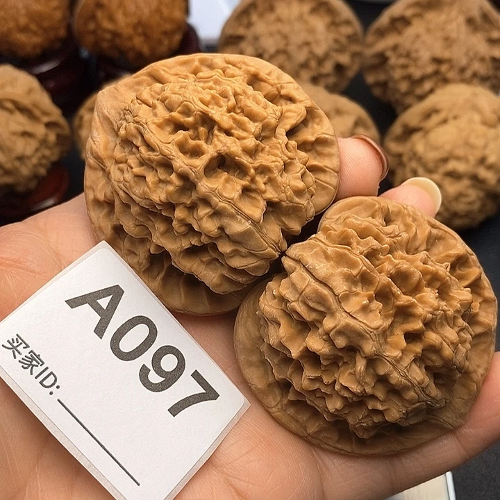 文玩核桃吊坠官帽5.0