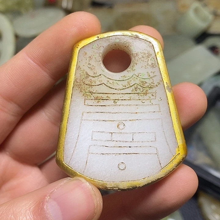 和田玉（糖玉）未镶嵌颈饰