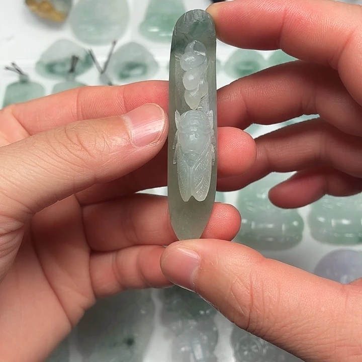 定制翡翠未镶嵌知了