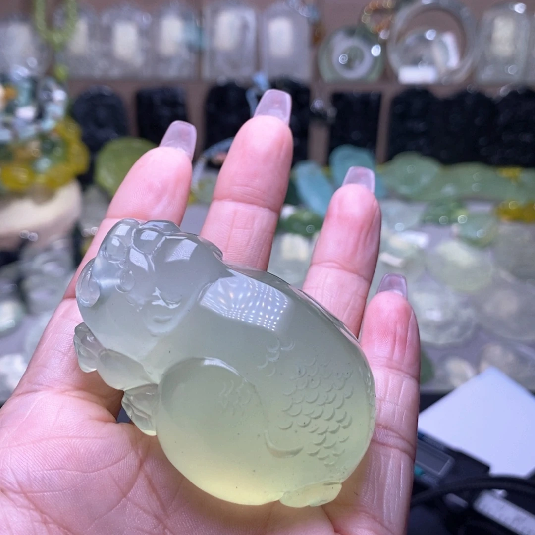 剑***雨未镶嵌蛇纹石玉手把