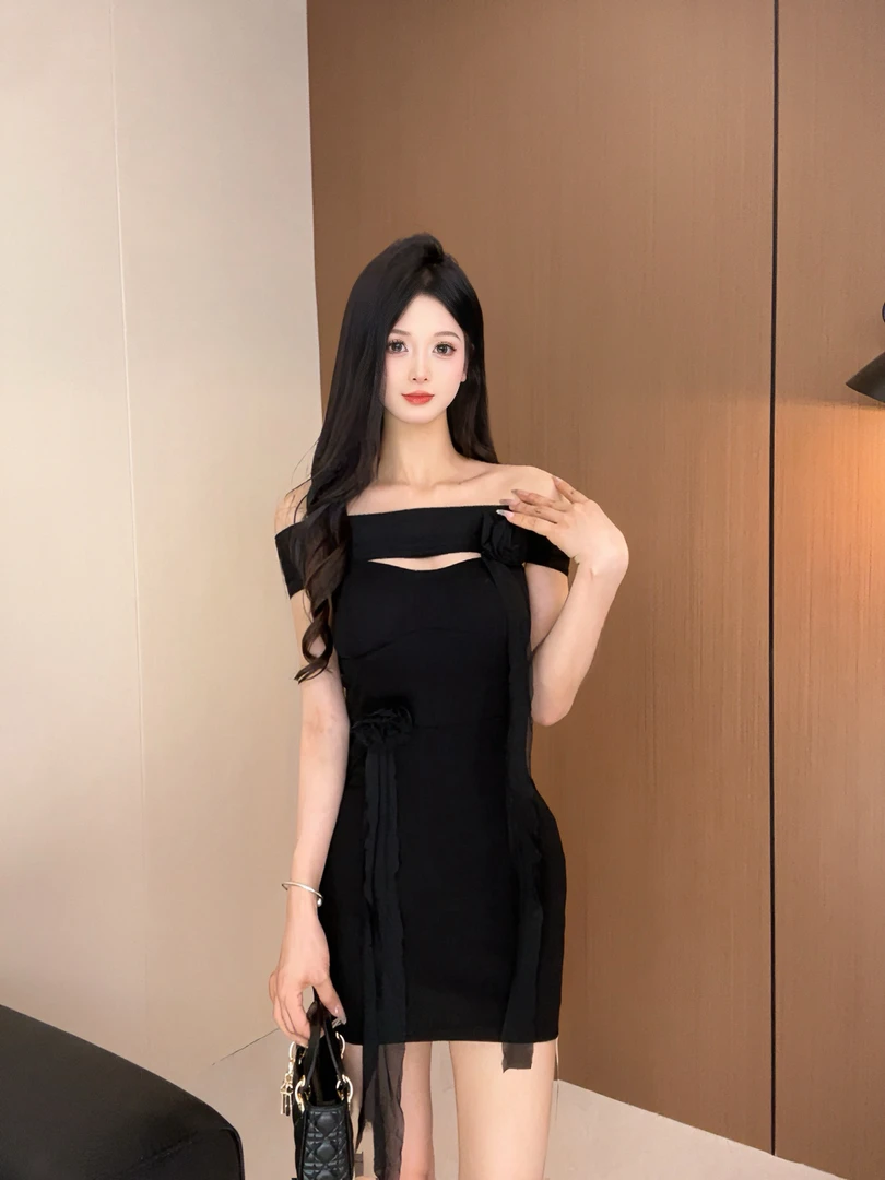 【CUTE专属】设计感一字肩辣妹包臀裙纯欲风修身收腰连衣裙