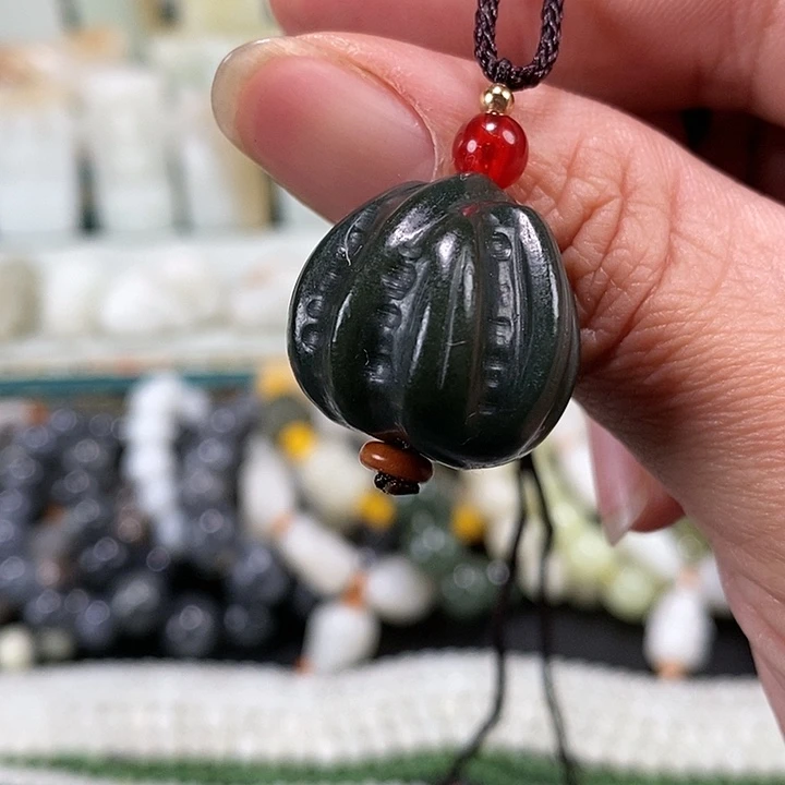 【闪购商品】和田玉颈饰未镶嵌