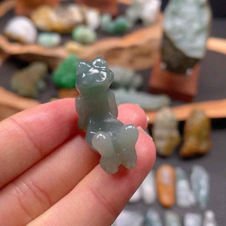 定制翡翠未镶嵌翡翠