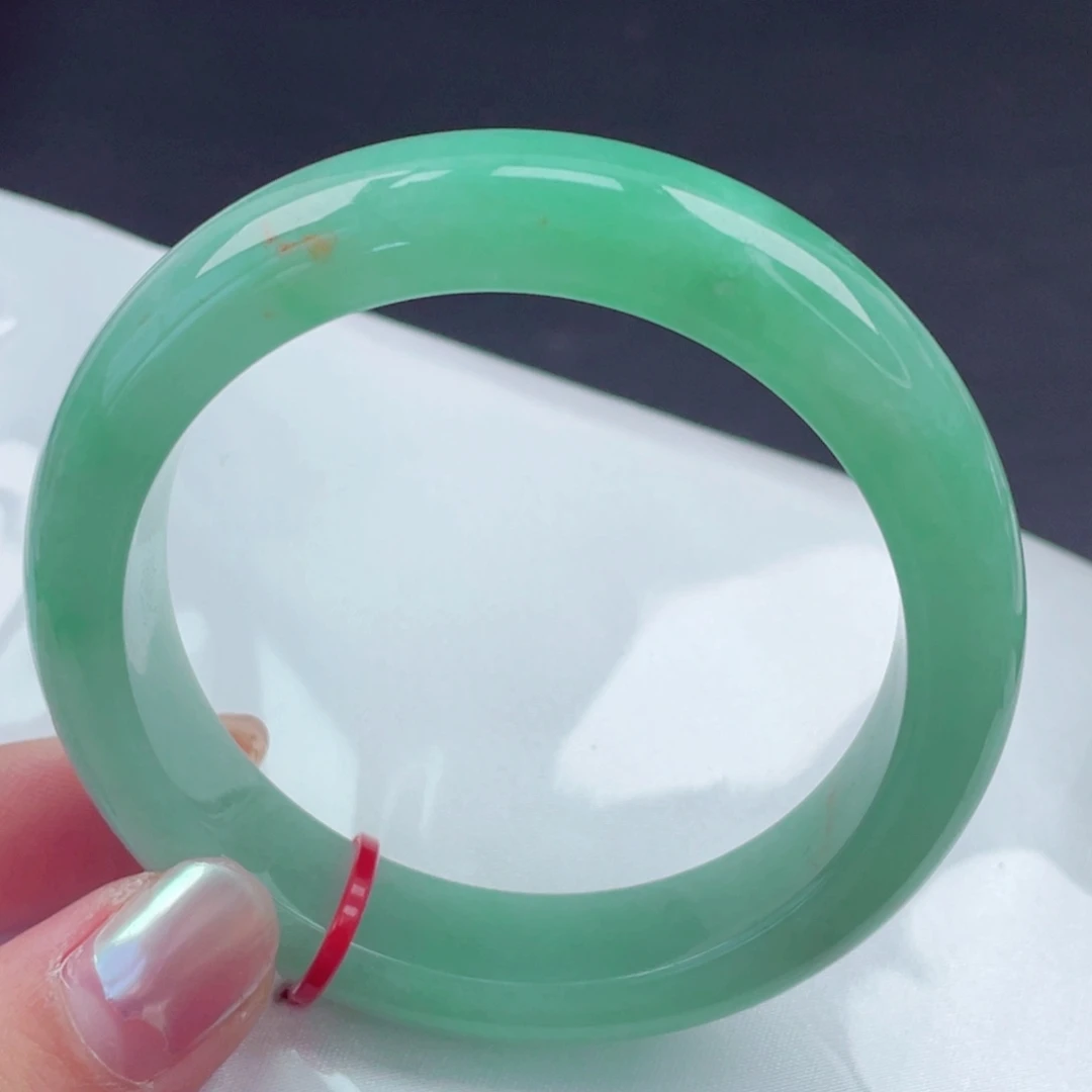 翡翠未镶嵌手镯55圈口