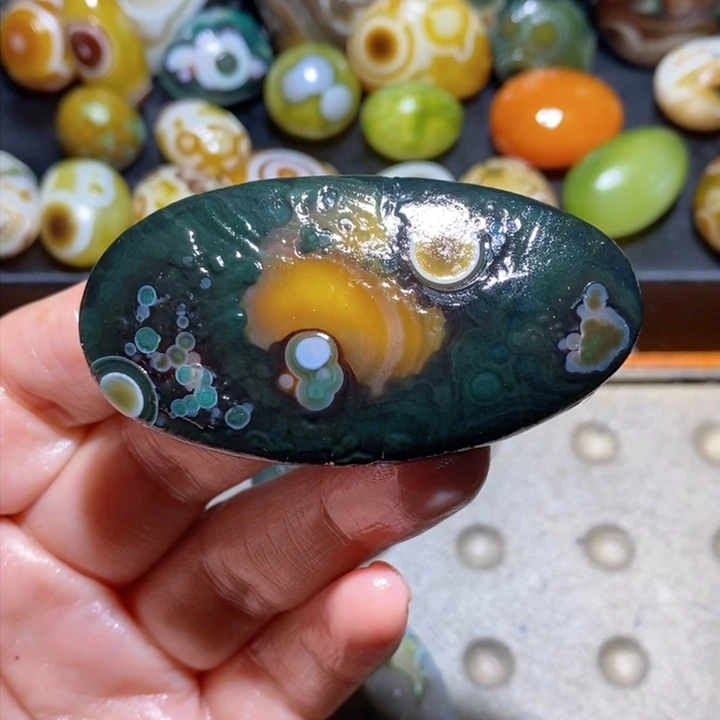 未镶嵌玛瑙/玉髓珠宝半成品100
