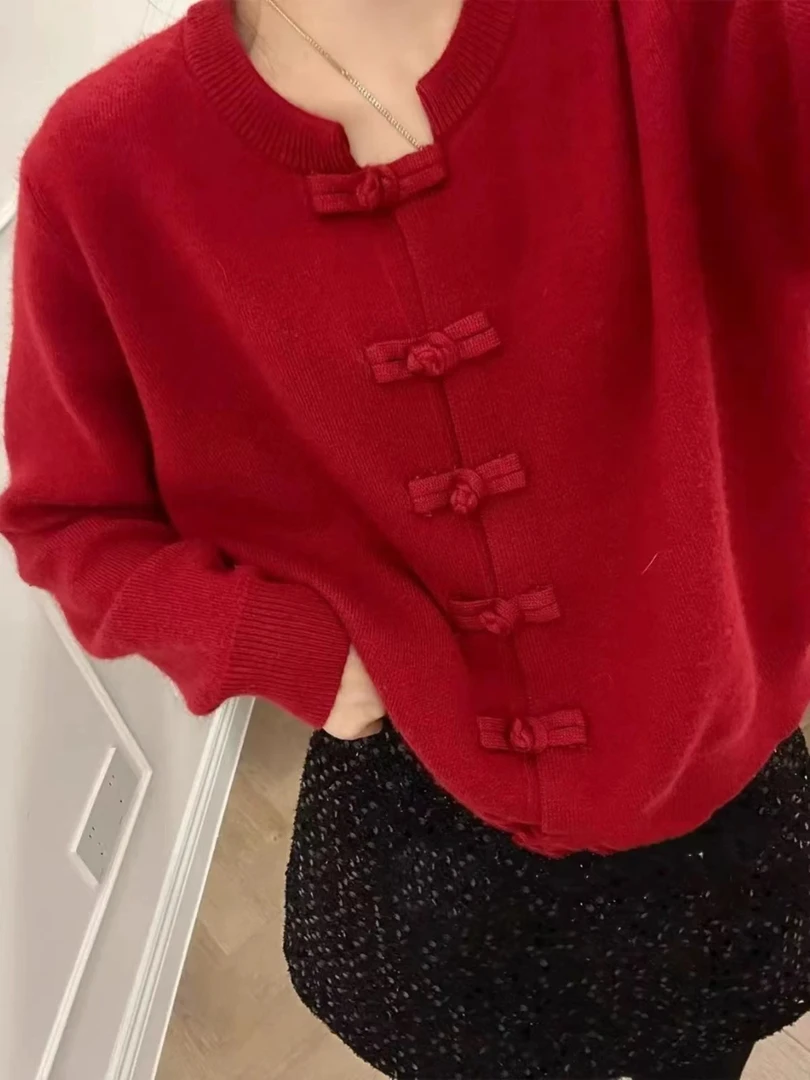 邹先生218-30纯色新年红高品质毛衣外套中国结盘扣