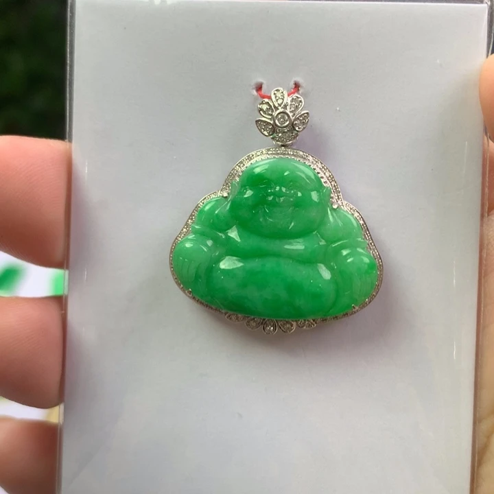 翡翠18K金镶嵌颈饰翡翠首饰