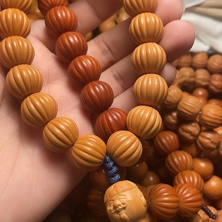 猴头核桃吊坠不**来手持