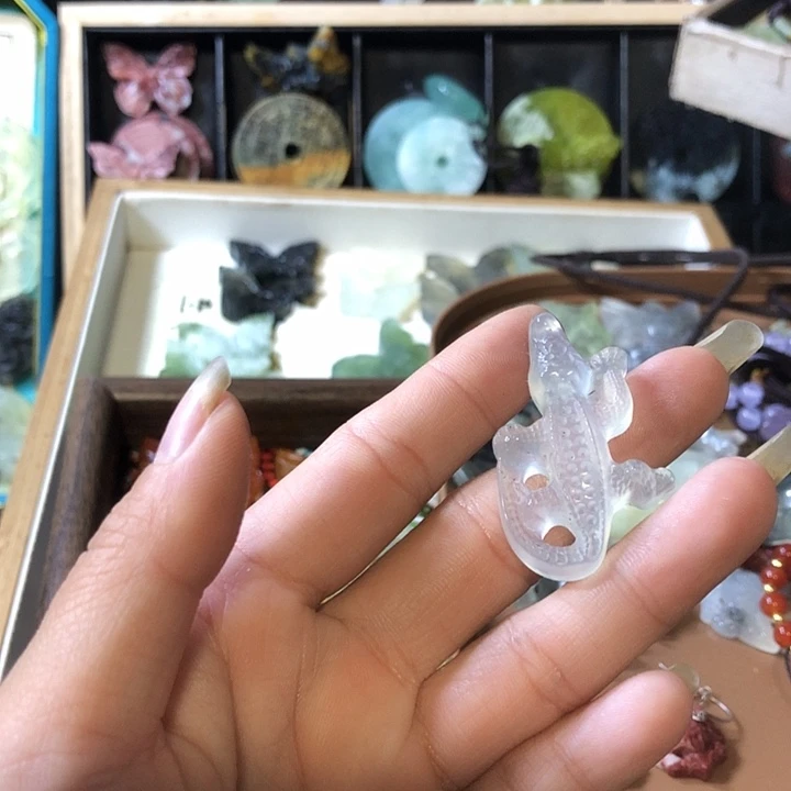 岫玉未镶嵌岫玉挂件