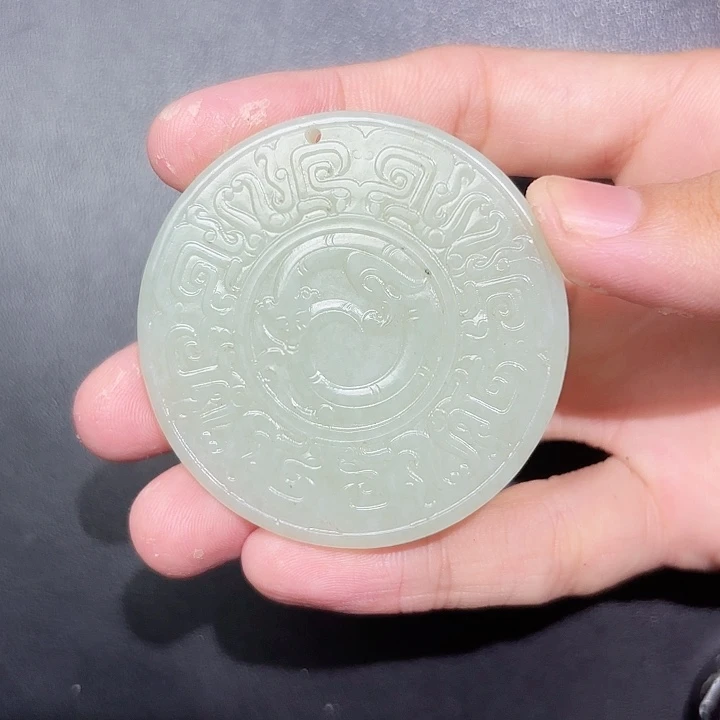 未镶嵌和田玉挂件国*