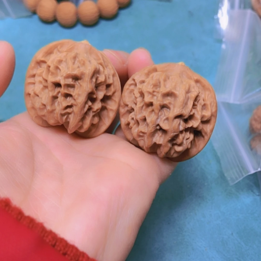 【闪购商品】把件核桃39刀子修尖