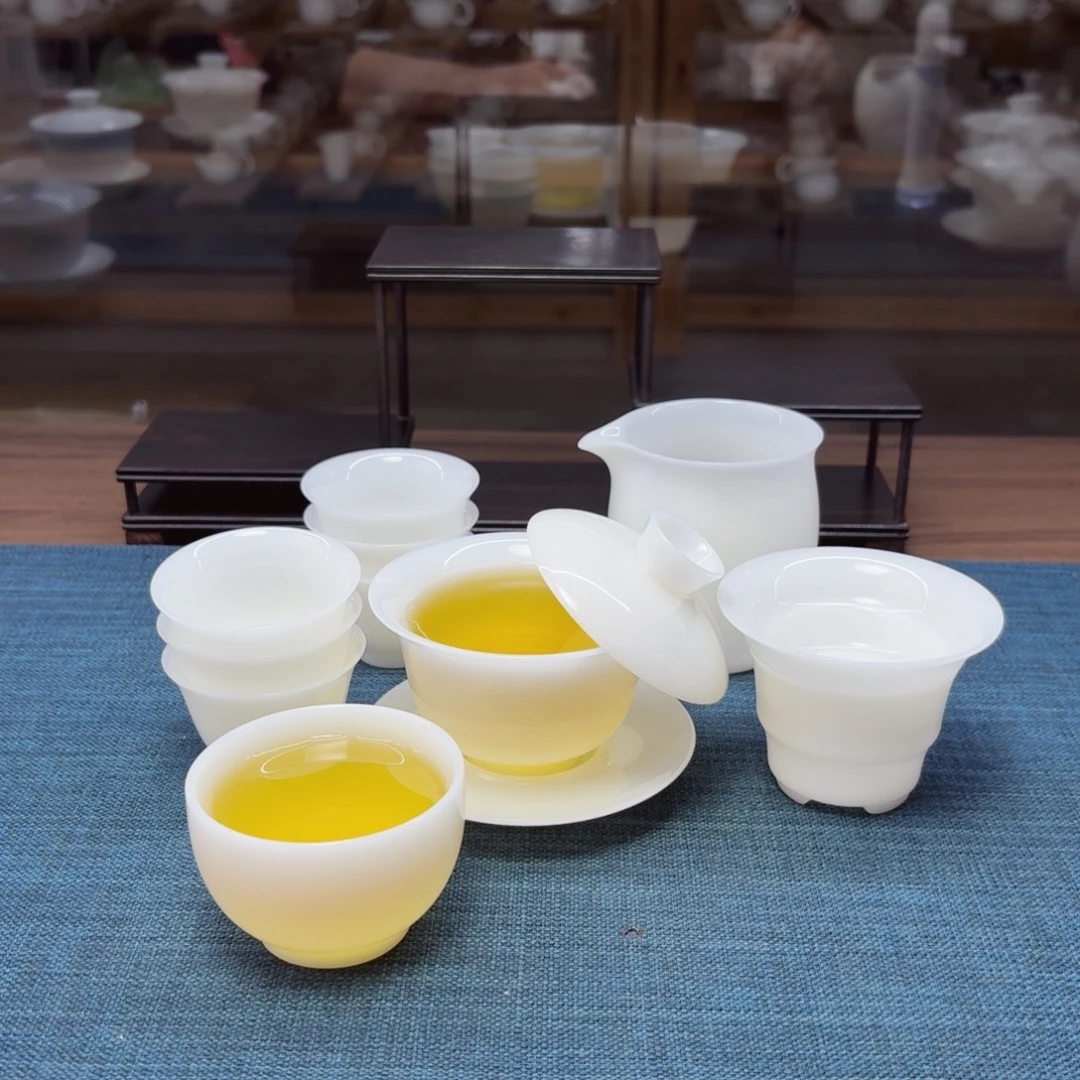 璞玉冰种玉瓷茶具