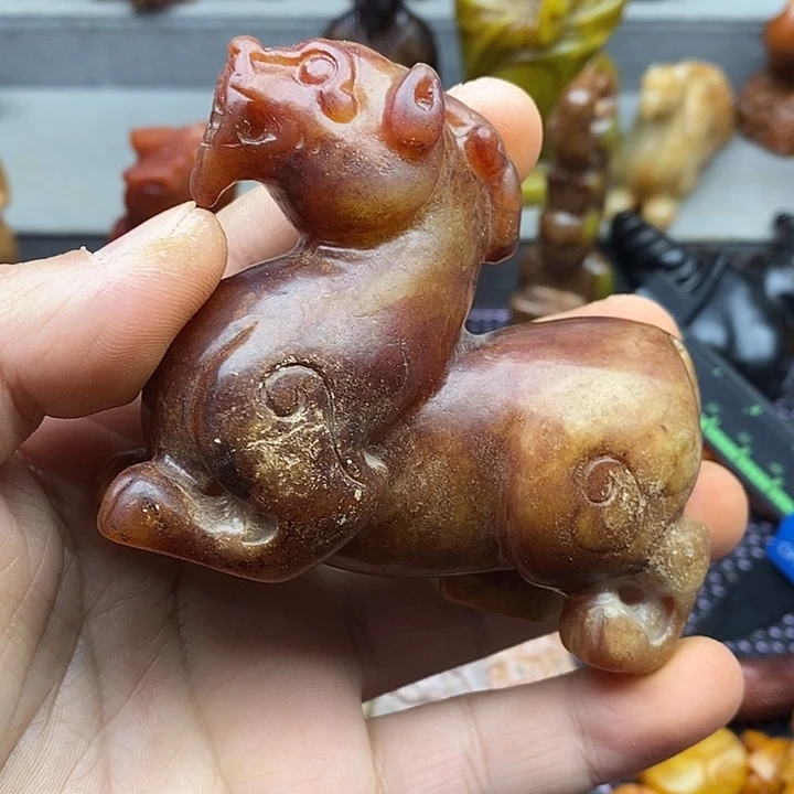 未镶嵌蛇纹石玉颈饰