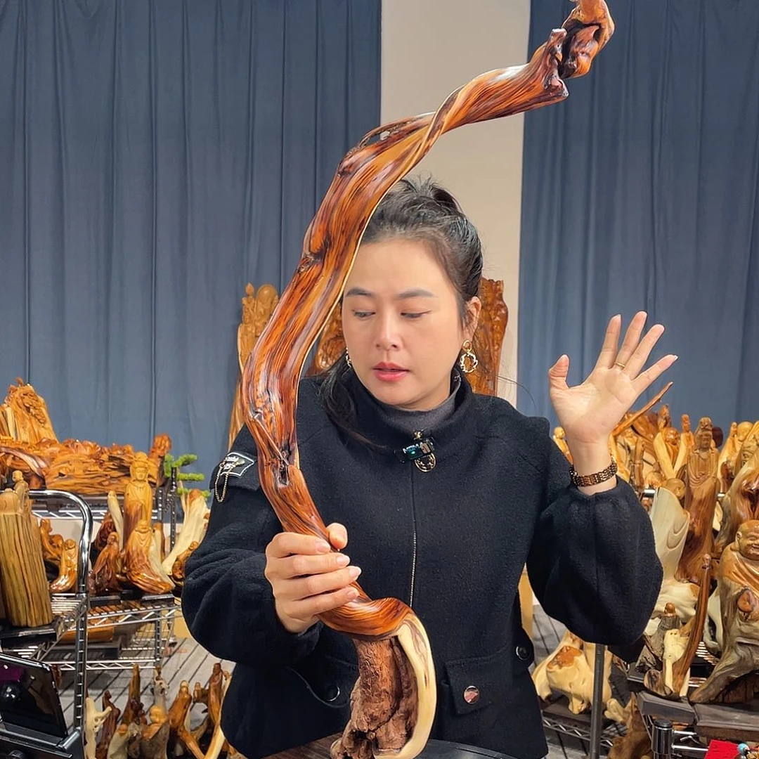 柏木（崖柏）随型艺术根雕