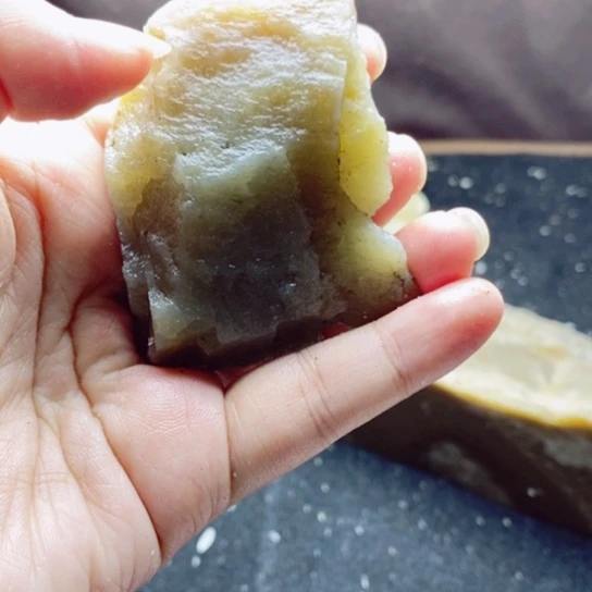 和田玉（糖玉）未镶嵌珠宝半成品