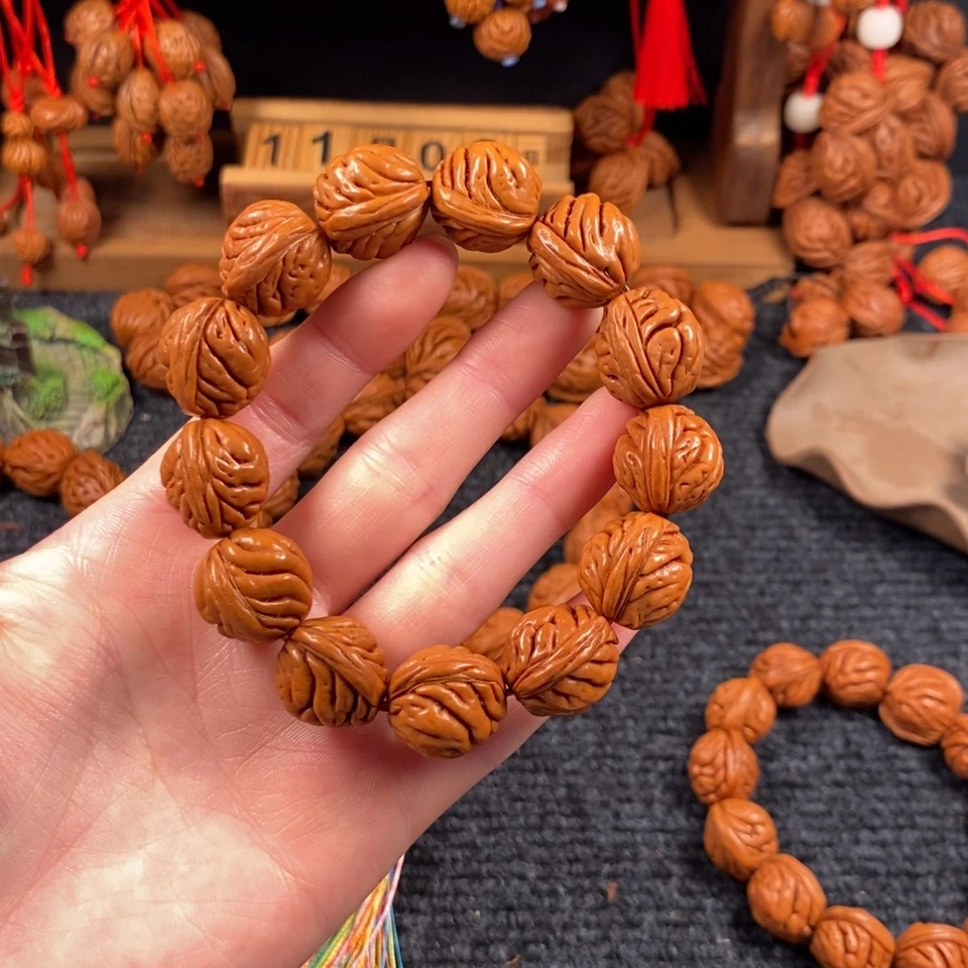 吊坠桃核9链接桃枭手串