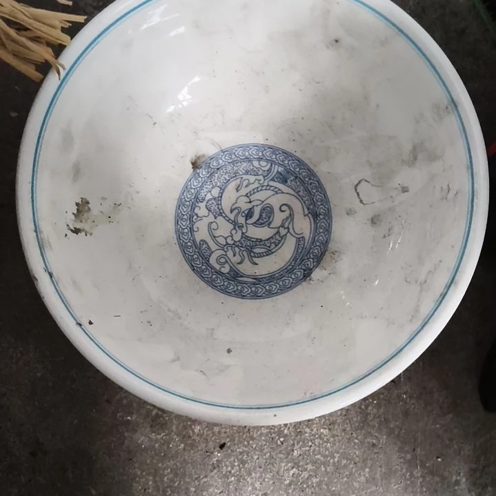 陶瓷盘子碗啥都有