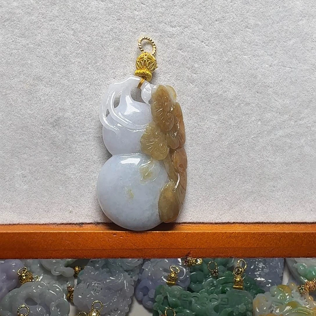 吊坠(赠链)未镶嵌翡翠