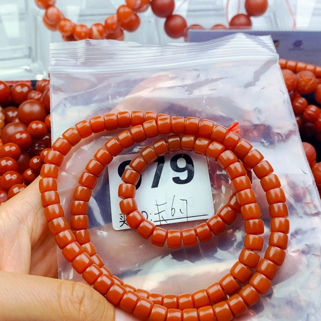 三***猫南红玛瑙未镶嵌颈饰
