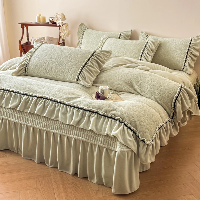 秋冬季韩式花边雕花牛奶绒四件套加厚保暖被套床单夹棉床盖不掉毛