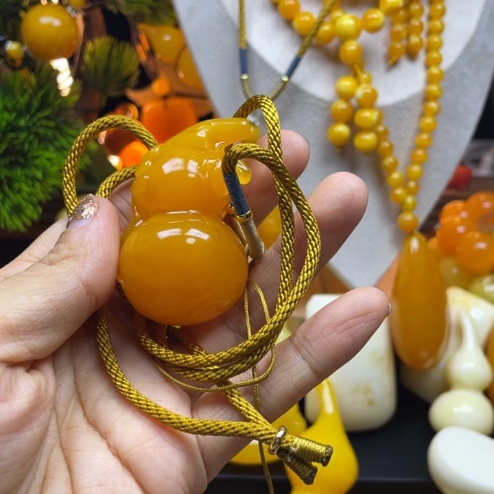 柠***心非金属全品无瑕老蜡飘花大号葫芦