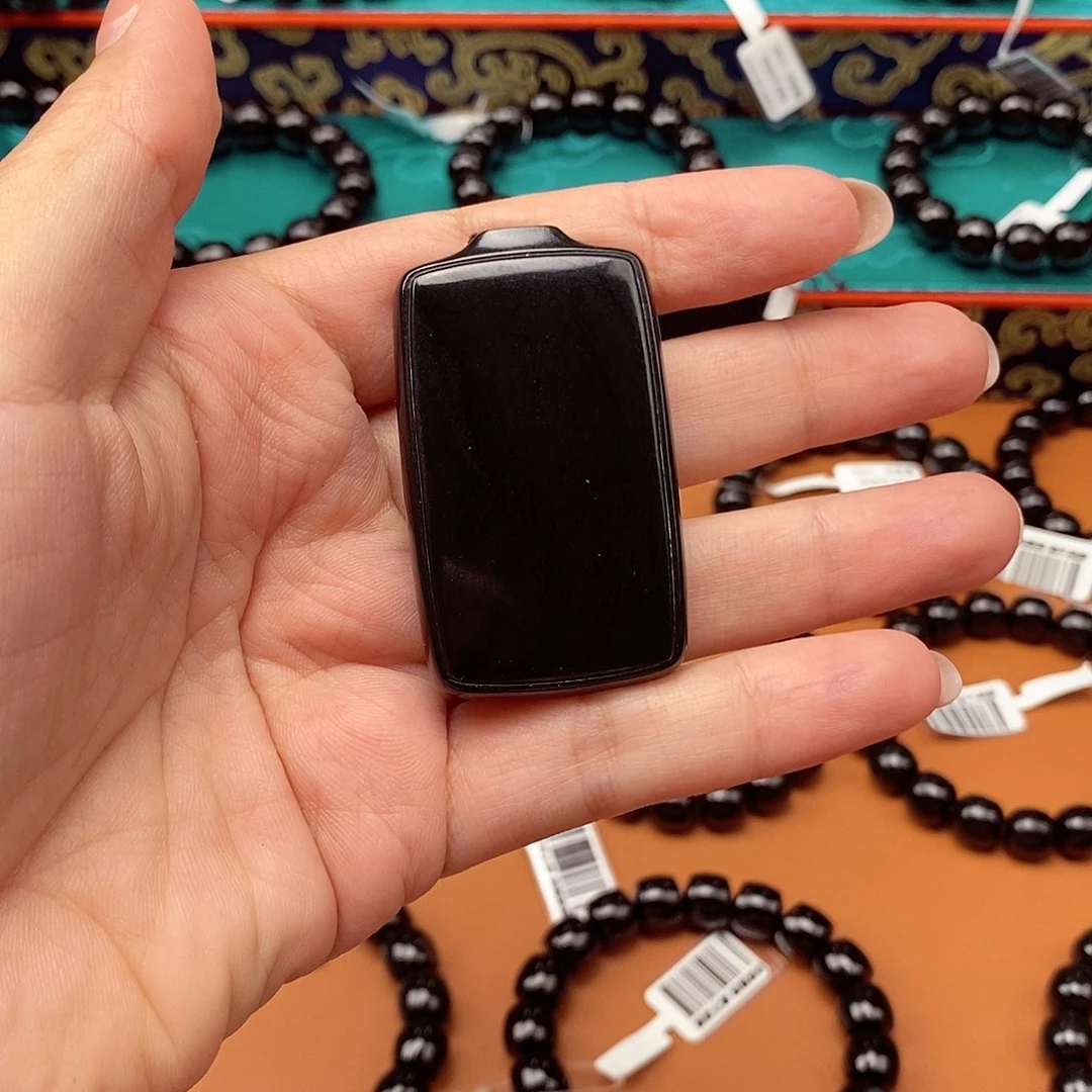 幸***运和田玉未镶嵌颈饰