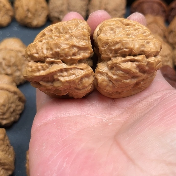 文玩核桃吊坠我想要